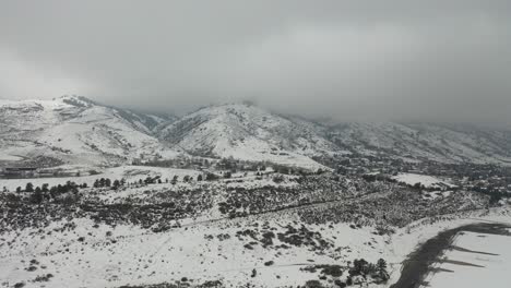 colorado dorado después de una nieve de primavera