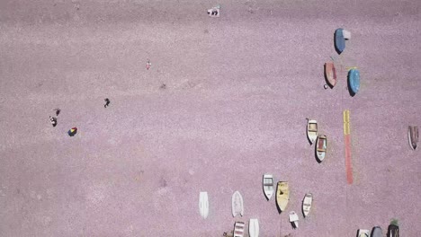 una vista aérea de las hermosas playas de guijarros de budleigh salterton, un pequeño pueblo en la costa jurásica en el este de devon, inglaterra cerca de exeter