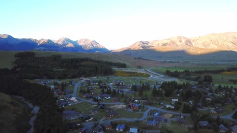 Vista-De-Drones-De-La-Ciudad-De-Castle-Hill,-Nueva-Zelanda