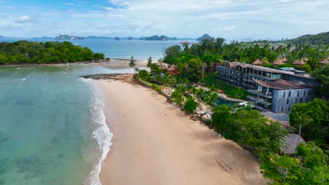 Hotel-Estilo-Resort-En-La-Playa-En-Tailandia