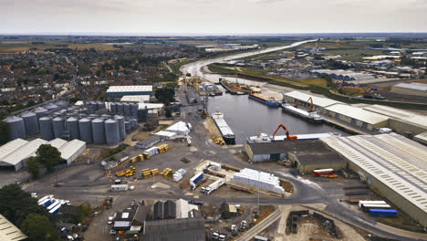 Breathtaking-aerial-drone-footage-displays-Boston,-Lincolnshire:-Port,-ships,-Saint-Botolph-Church-,-Saint-Botolph’s-Bridge