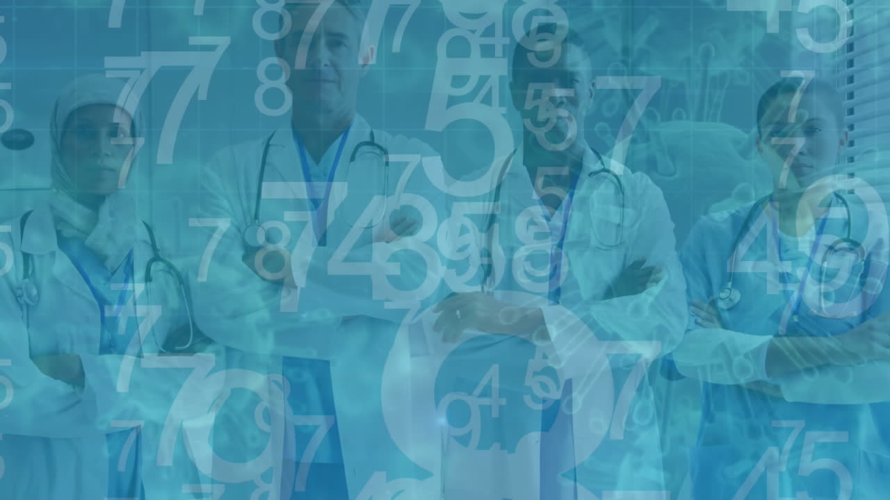 células de covid-19 y números moviéndose contra el equipo de médicos de pie con los brazos cruzados