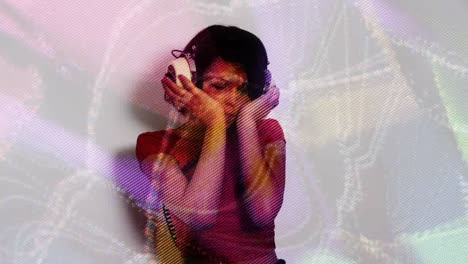 Woman-Glitchy-Dance-4