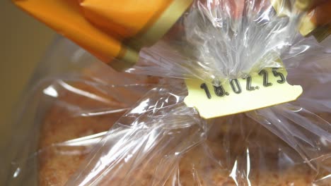 embalaje de pan con etiqueta