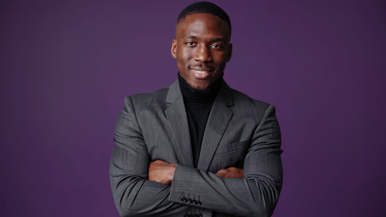 Retrato de hombre de negocios confiado