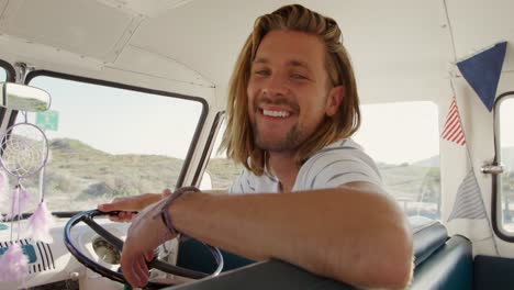 viaje en autocaravana por el mar