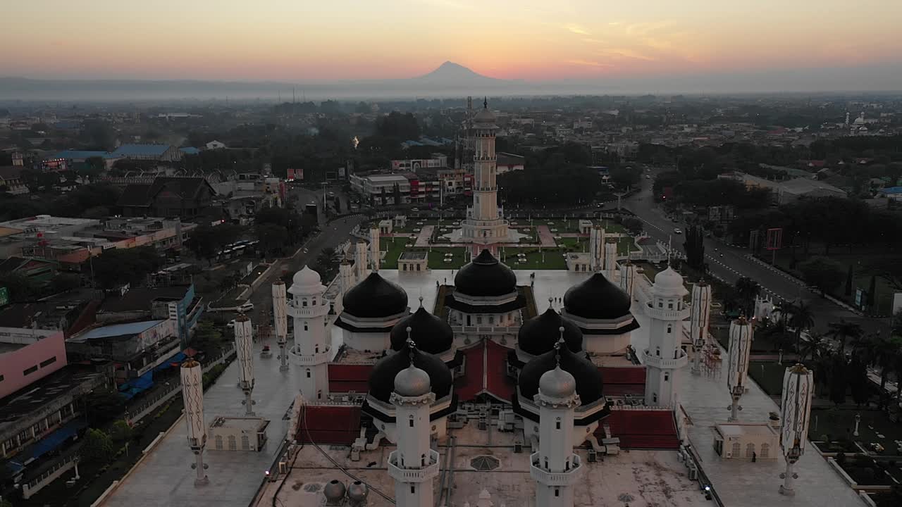 AH - Sunrise Baiturrahman Mosque