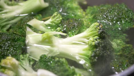 brócoli al vapor