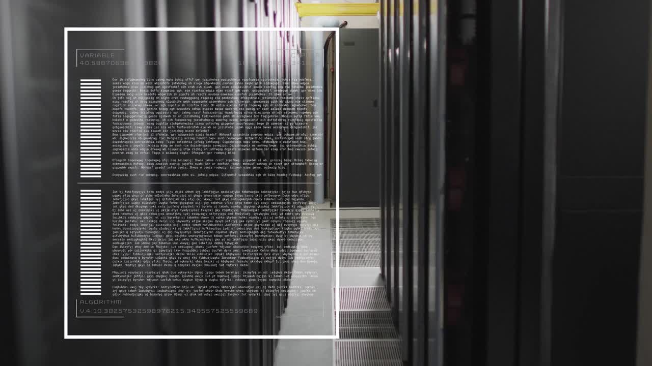 анимация экранов с языком программирования, перемещающаяся по стойкам серверов данных