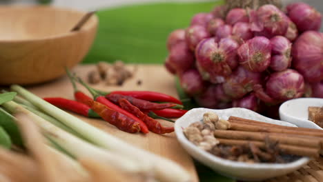 ingredients and spices used in thai cuisine, thai food cooking ingredients