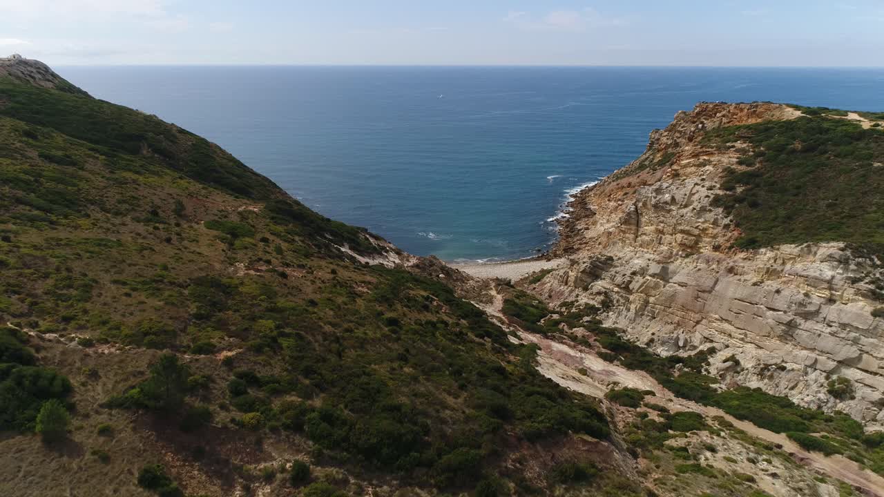 paisaje de playa de verano sesimbra portugal