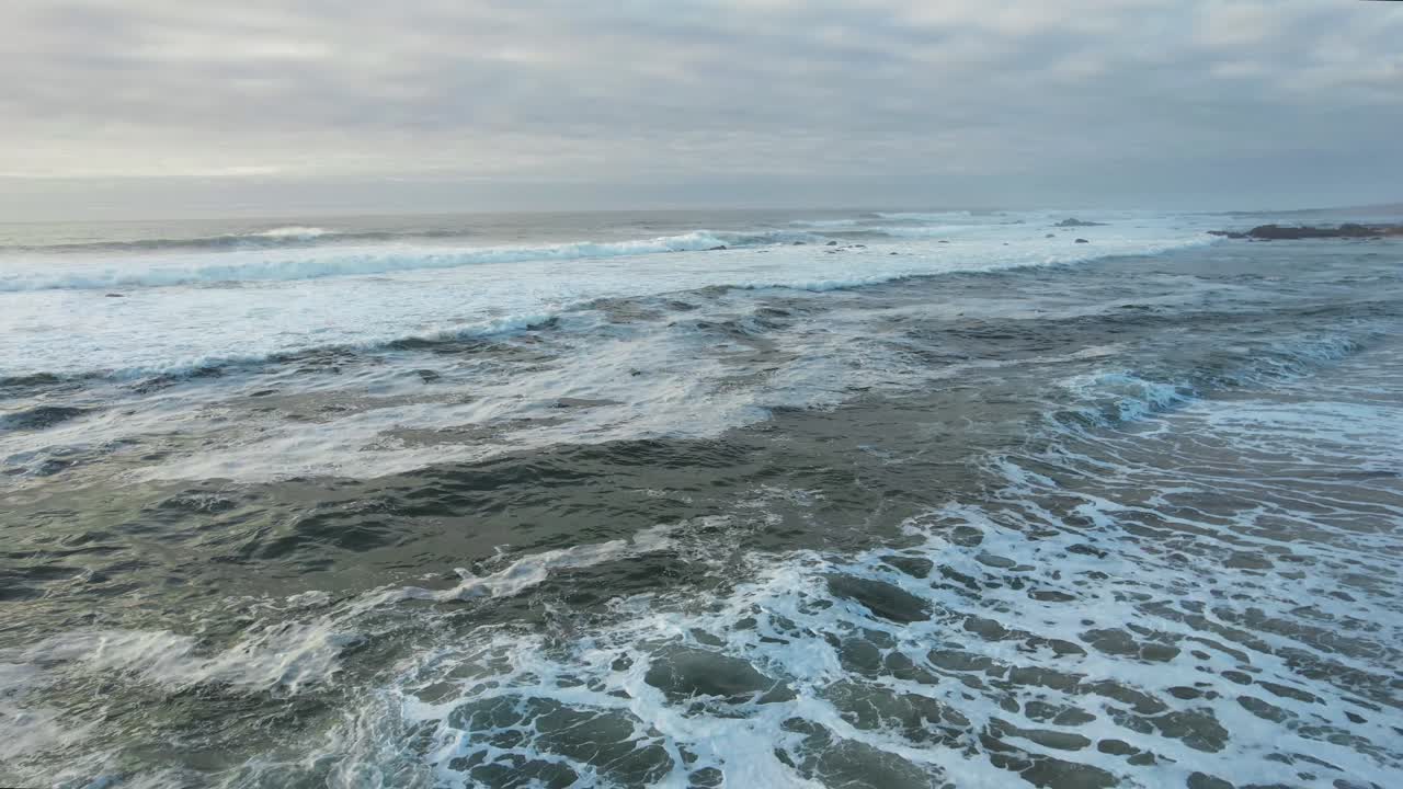 gran tormenta mar de océano surf