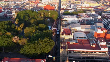 video aereo del inicio de la maraton de puebla ciudad