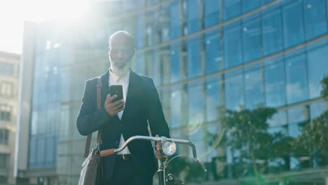 mature man, smartphone and commute to work