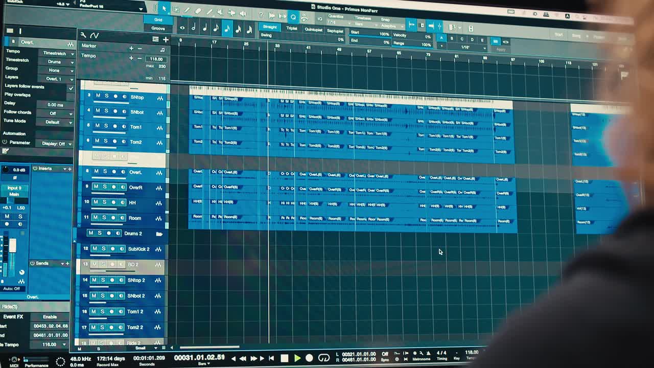 음악 제작 소프트웨어 인터페이스