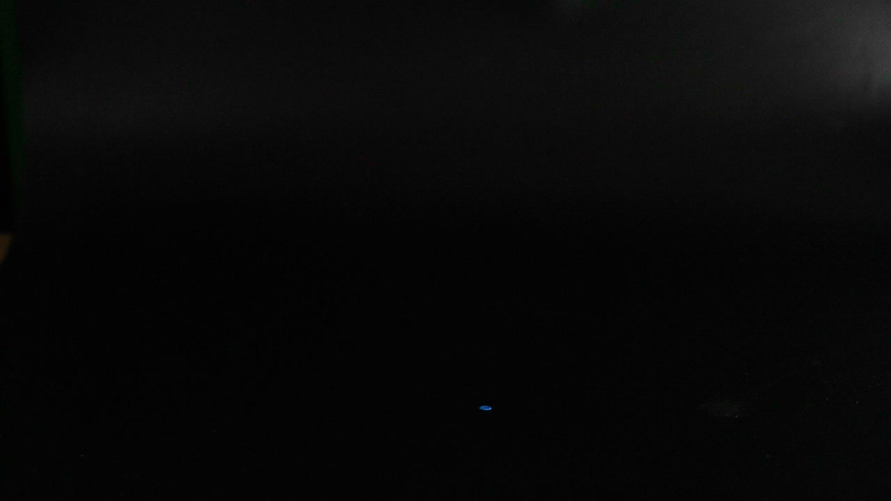 공중에서 던지고 잡힌 여러 개의 공