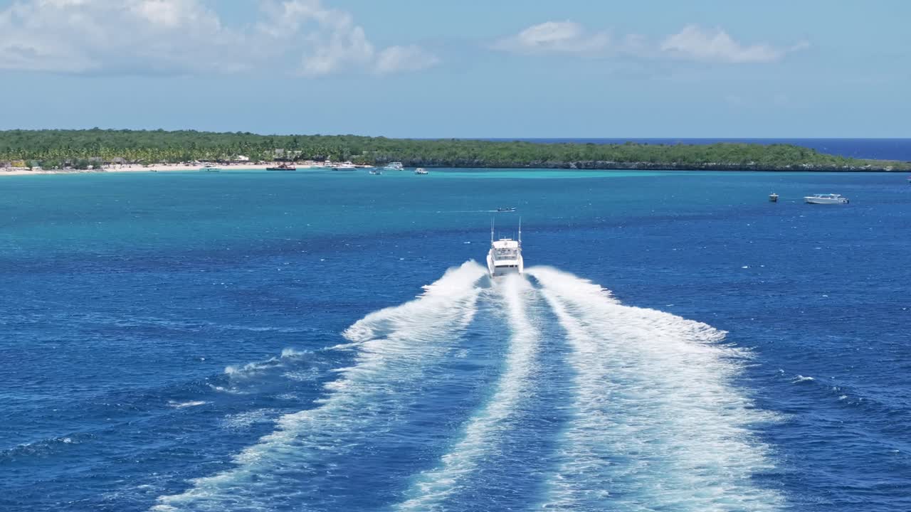 도미니카 공화국 의 카탈리나 섬 으로 여행 보트 드라이브, 공중  ⁇ 도