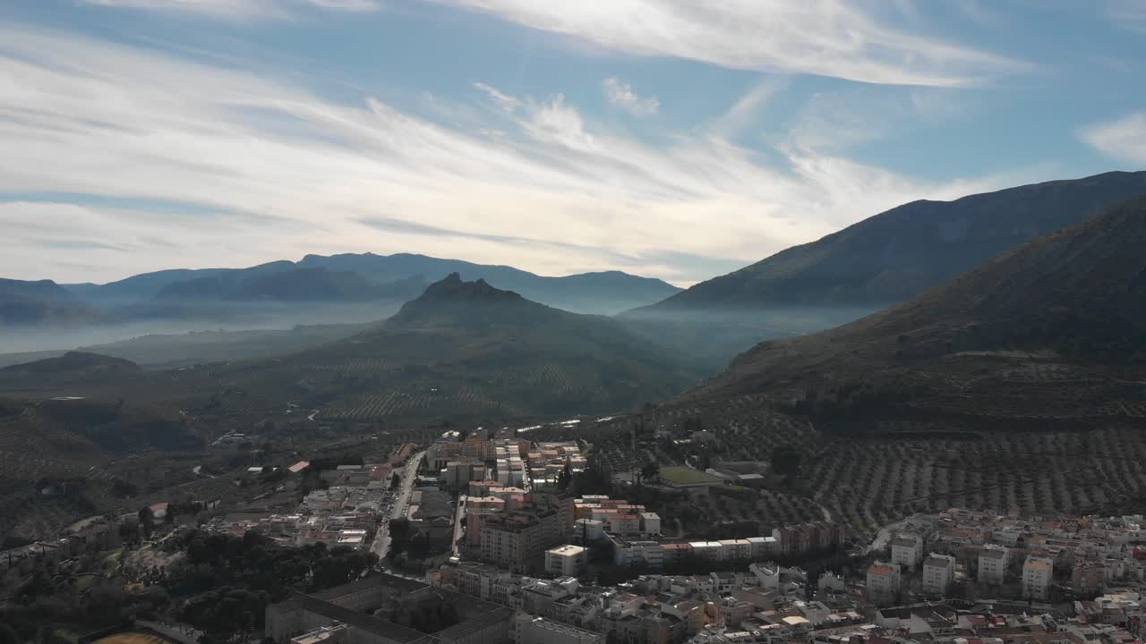 hermosos brotes de jaén - españa se centran en la catedral de jaén en la plaza de santa maría