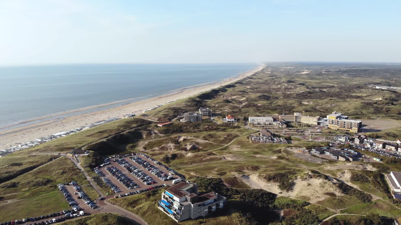 ciudad turística costera de wijk aan zee, holanda