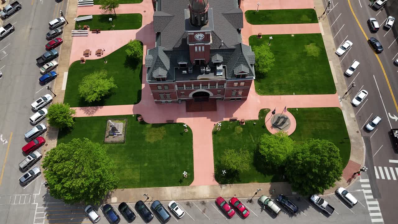 Aerial rising shot of the courthouse located in Paris Tennessee