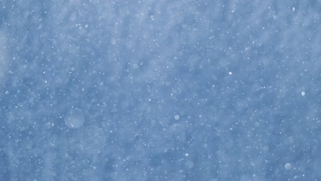 Fallender-Schnee-Frost-Diamantstaub-Glitzert-Blinkend-Glänzend-Im-Sonnenlicht