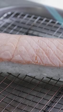 making torched sushi