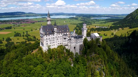 neuschwanstein castle bavarian alps germany