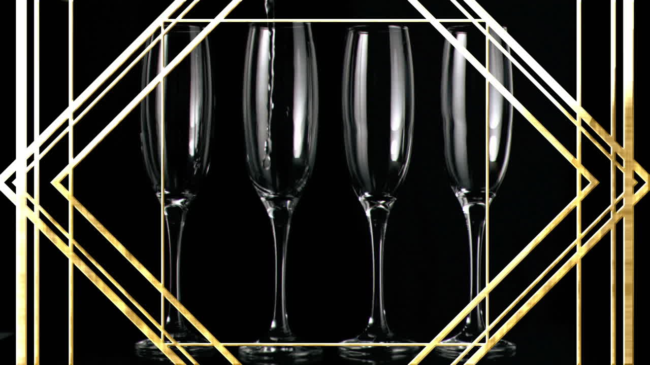 검은색 바탕에  ⁇ 페인 잔 위에 금색 패턴의 애니메이션