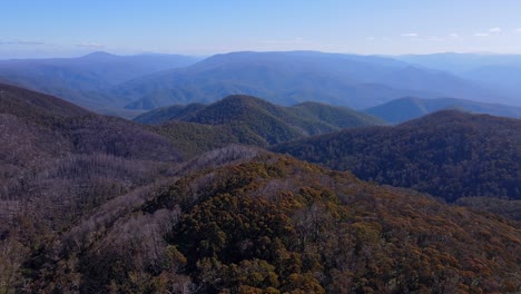 Scenic-Hills-In-Kosciuszko-National-Park-In-New-South-Wales,-Australia---Aerial-Drone-Shot