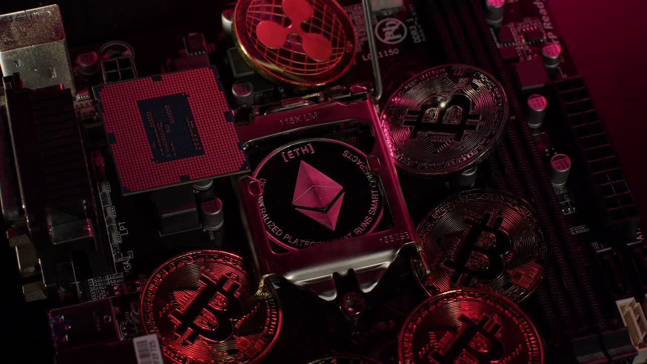 비트코인 (btc), 리플 (ripple), 이더리움 (ethereum), cpu (central processor) 디지털 pc 메인보드의 암호화폐 채굴