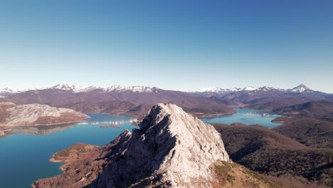 aerial shot of pico gilbo in león, spain