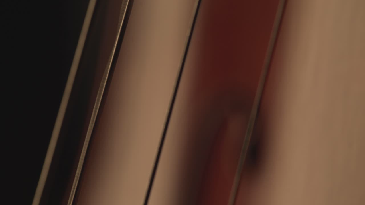 첼로, 첼로 활, 첼로 연주, 현악기 펄스, 뮤직 비디오, 첼로 연주자