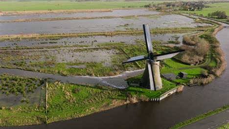 iconic windmill boezemmolen nr