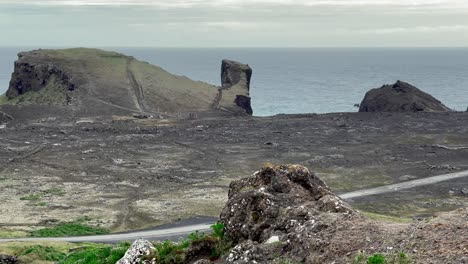 Island-–-Halbinsel-Reykjanes:-Auf-Der-Suche-Nach-Horizonten-–-Erkundung-Der-Dramatischen-Küstenklippen-Und-Ausblicke