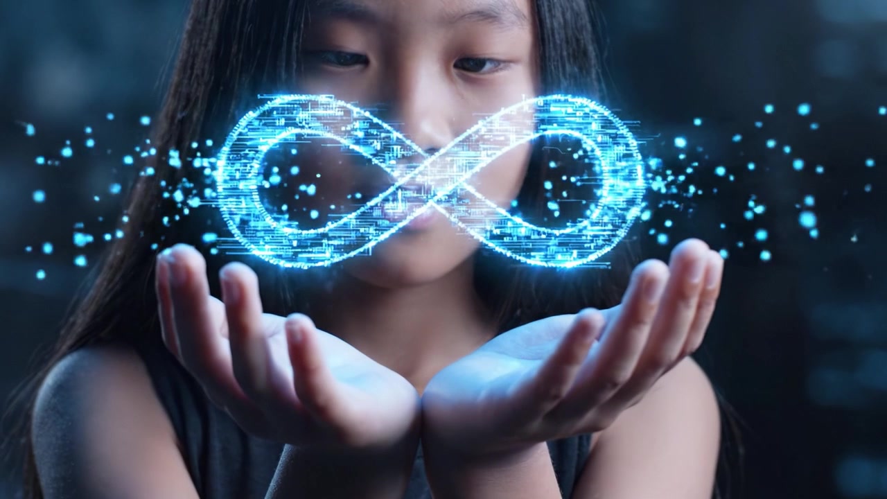 Una giovane ragazza incanta mentre tiene un etereo simbolo dell'infinito luminoso, che simboleggia possibilità illimitate e un brillante futuro digitale davanti a sé.