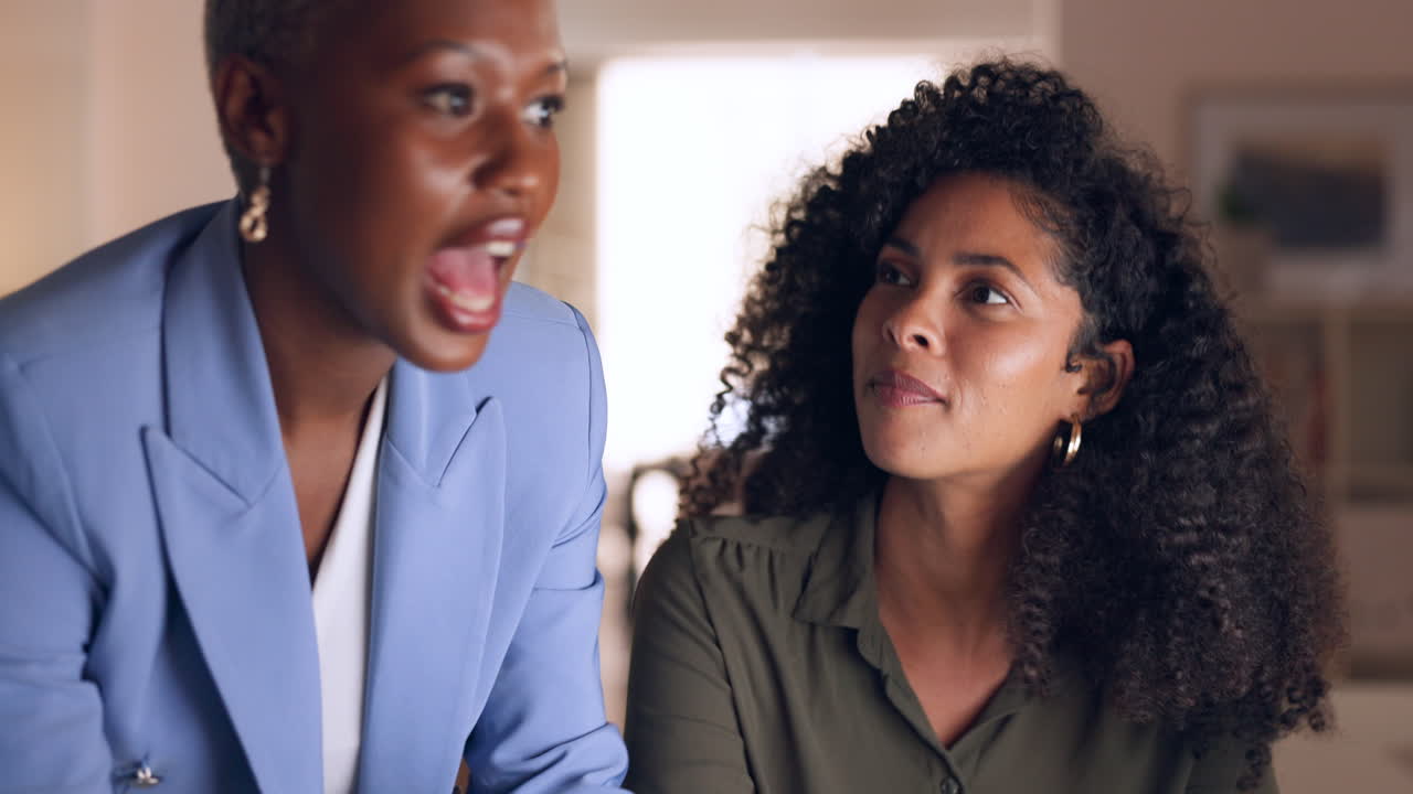 negocios nocturnos, colaboración de las mujeres