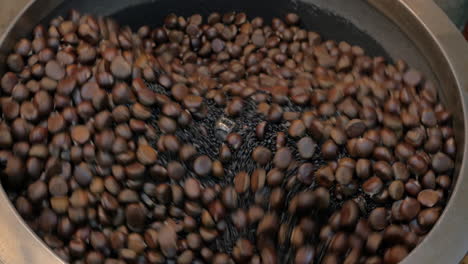 Roasting-chestnuts-in-the-street-of-Bangkok-Thailand