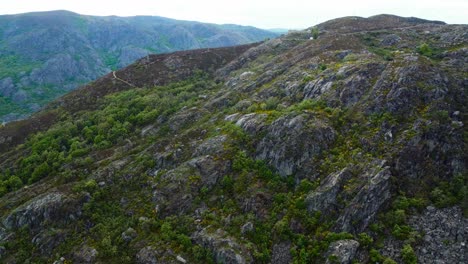 Pico-El-Fraile-Und-Canon-Del-Rio-Tera-Luftübersicht-Panorama,-Zamora,-Spanien