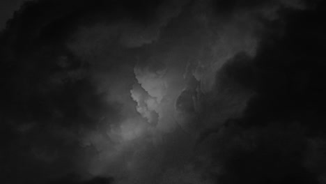 Tormenta-De-4k,-Nubes-Cumulonimbus-Oscuras-Moviéndose-En-El-Cielo
