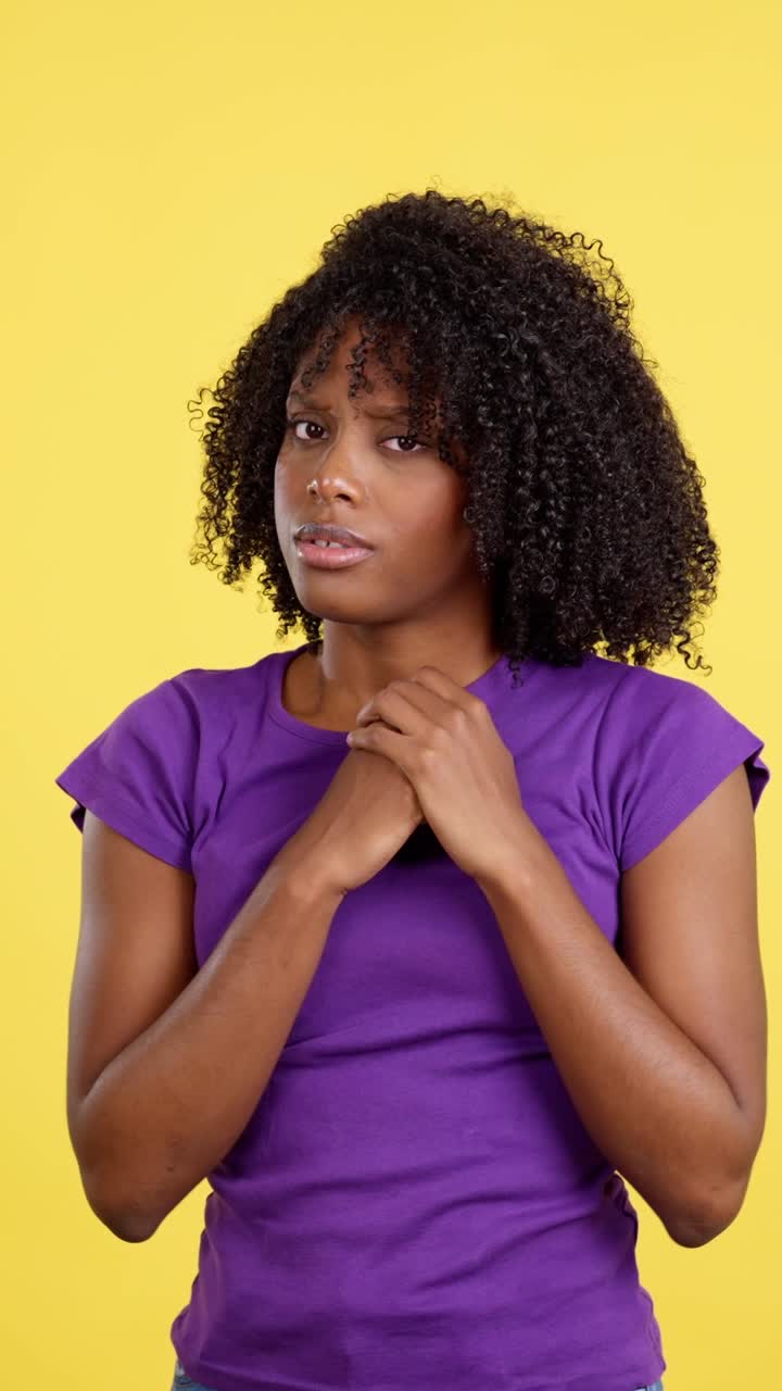 Woman expressing a range of emotions and gestures, from stopping to discomfort