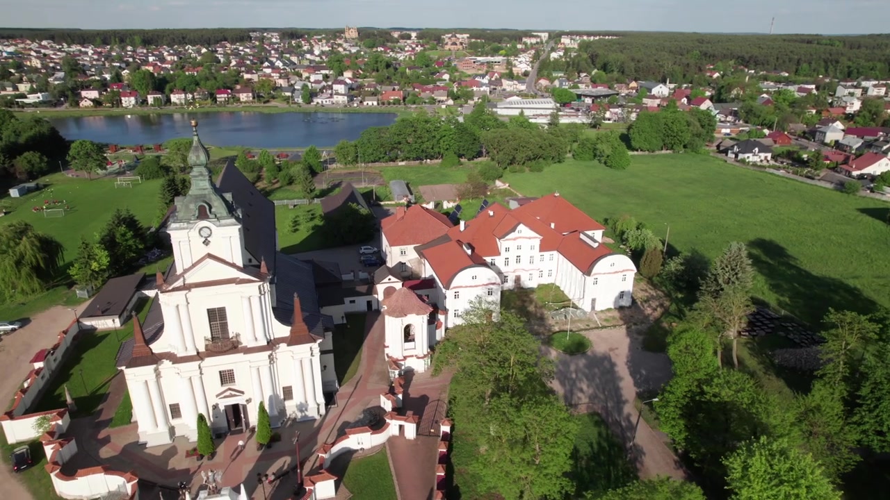 Siemiatycze, Puola kirkkoineen, 4K-dronekuva