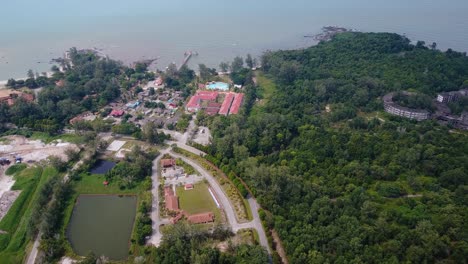 vista aérea de tanjung balau, desaru, johor, malasia