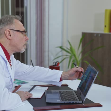 doctor consulting giving advices