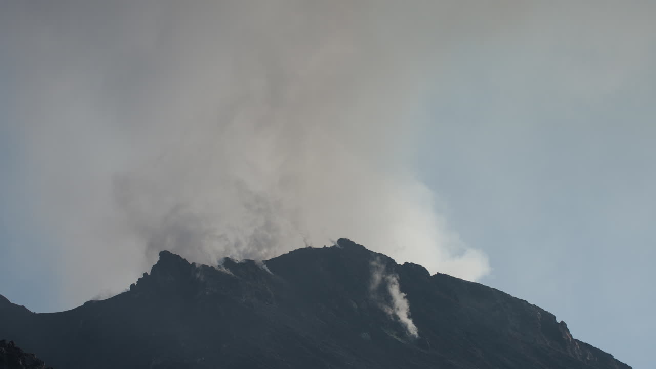 스트롬볼리 화산 4k 28