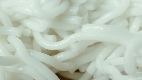 Detail-shot-of-white-of-noodles-in-a-bowl