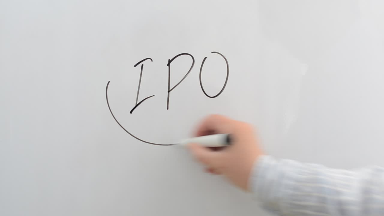 Schema IPO. Disegniamo con un pennarello