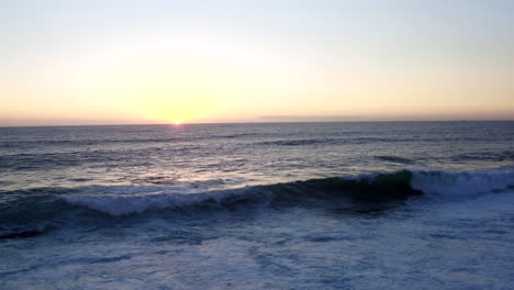 4k-drone-footage-of-waves-at-the-sea