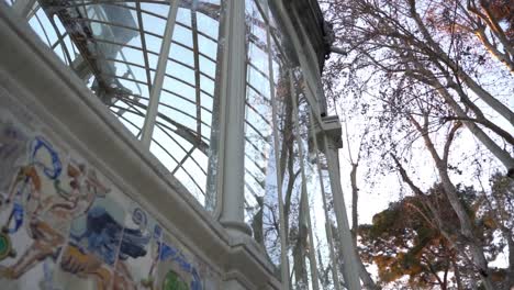 Domed-architectural-structure-in-park-in-bright-day