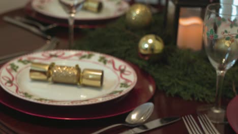 Pull-focus-decorated-Christmas-table-setting-wooden-table-side-view