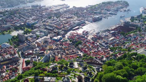 Bergen-Es-Una-Ciudad-Y-Municipio-De-Hordaland,-En-La-Costa-Oeste-De-Noruega.-Bergen-Es-La-Segunda-Ciudad-Más-Grande-De-Noruega.